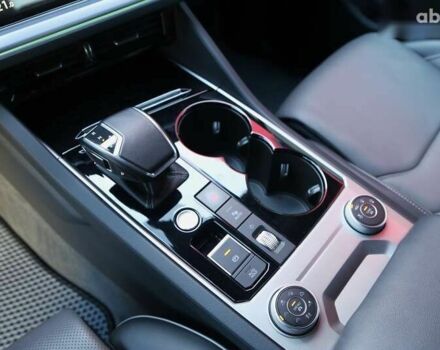 Фольксваген Туарег, объемом двигателя 3 л и пробегом 63 тыс. км за 75000 $, фото 26 на Automoto.ua