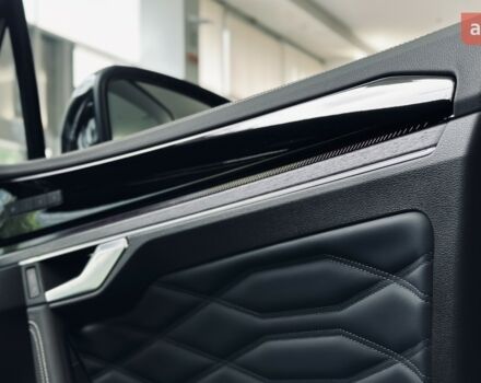 купить новое авто Фольксваген Туарег 2025 года от официального дилера Автодім Атлант на Вацлава Гавела Фольксваген фото