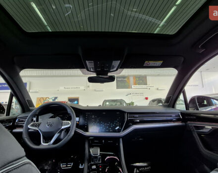 Фольксваген Туарег, объемом двигателя 2.97 л и пробегом 0 тыс. км за 88510 $, фото 14 на Automoto.ua