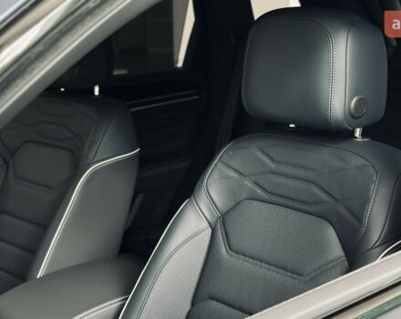 купить новое авто Фольксваген Туарег 2025 года от официального дилера Автодім Атлант на Вацлава Гавела Фольксваген фото