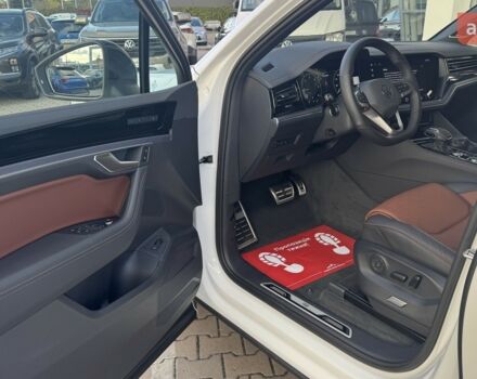 Фольксваген Туарег, объемом двигателя 2.97 л и пробегом 0 тыс. км за 87700 $, фото 13 на Automoto.ua