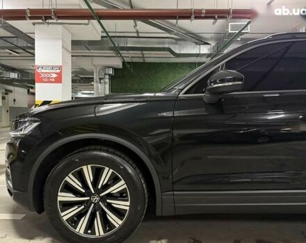 Фольксваген Туарег, об'ємом двигуна 3 л та пробігом 4 тис. км за 69900 $, фото 14 на Automoto.ua