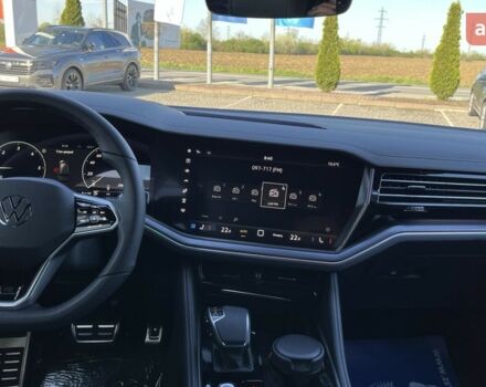 Фольксваген Туарег, объемом двигателя 2.97 л и пробегом 0 тыс. км за 86560 $, фото 10 на Automoto.ua