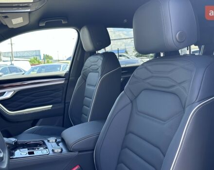 Фольксваген Туарег, объемом двигателя 2.97 л и пробегом 0 тыс. км за 89300 $, фото 23 на Automoto.ua