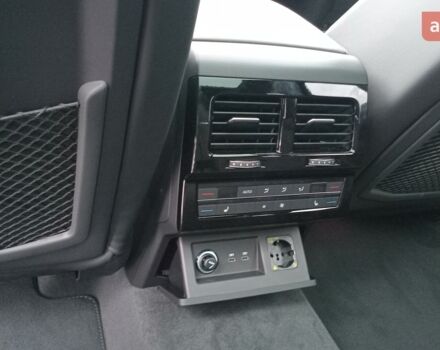 Фольксваген Туарег, об'ємом двигуна 2.97 л та пробігом 0 тис. км за 86189 $, фото 35 на Automoto.ua