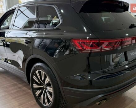 Фольксваген Туарег, объемом двигателя 2.97 л и пробегом 0 тыс. км за 69771 $, фото 4 на Automoto.ua