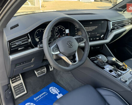 Фольксваген Туарег, объемом двигателя 2.97 л и пробегом 0 тыс. км за 87500 $, фото 22 на Automoto.ua