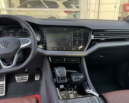 Фольксваген Туарег, объемом двигателя 2.97 л и пробегом 0 тыс. км за 84830 $, фото 11 на Automoto.ua