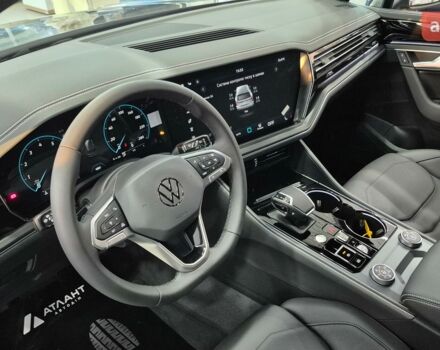 купити нове авто Фольксваген Туарег 2025 року від офіційного дилера Автодім Атлант на Вацлава Гавела Фольксваген фото