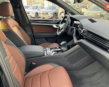 Фольксваген Туарег, объемом двигателя 2.97 л и пробегом 0 тыс. км за 84830 $, фото 15 на Automoto.ua