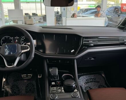 Фольксваген Туарег, объемом двигателя 2.97 л и пробегом 0 тыс. км за 88222 $, фото 6 на Automoto.ua