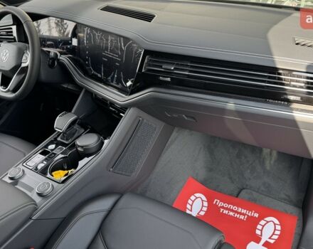 Фольксваген Туарег, объемом двигателя 2.97 л и пробегом 0 тыс. км за 66600 $, фото 24 на Automoto.ua