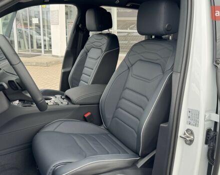 Фольксваген Туарег, объемом двигателя 2.97 л и пробегом 0 тыс. км за 88000 $, фото 23 на Automoto.ua