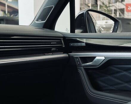 купить новое авто Фольксваген Туарег 2025 года от официального дилера Автодім Атлант на Вацлава Гавела Фольксваген фото