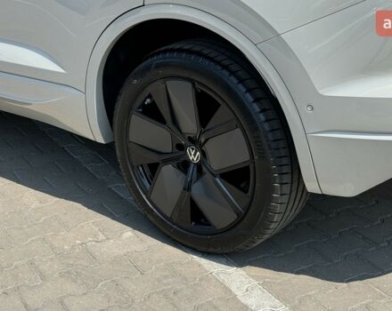 Фольксваген Туарег, объемом двигателя 2.97 л и пробегом 0 тыс. км за 88000 $, фото 8 на Automoto.ua