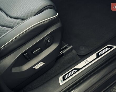 купить новое авто Фольксваген Туарег 2025 года от официального дилера Автодім Атлант на Вацлава Гавела Фольксваген фото