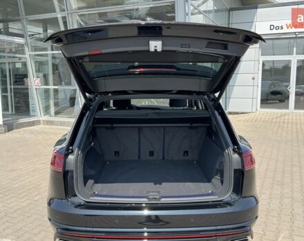 Фольксваген Туарег, объемом двигателя 2.99 л и пробегом 0 тыс. км за 85870 $, фото 22 на Automoto.ua