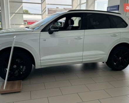 Фольксваген Туарег, объемом двигателя 2.97 л и пробегом 0 тыс. км за 88222 $, фото 2 на Automoto.ua