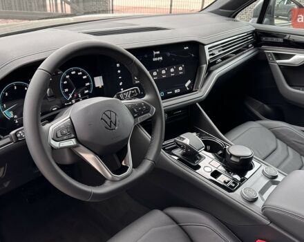 Фольксваген Туарег 2025 в Николаеве на Automoto.ua Фольксваген Туарег, объемом двигателя 2.97 л и пробегом 0 тыс. км за 68000 $, фото 15 на Automoto.ua