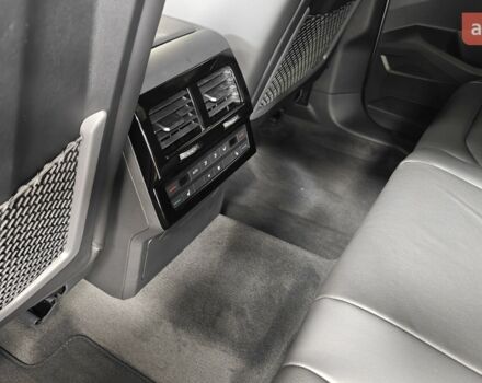 купить новое авто Фольксваген Туарег 2025 года от официального дилера Автодім Атлант на Вацлава Гавела Фольксваген фото