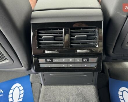 Фольксваген Туарег, объемом двигателя 2.97 л и пробегом 0 тыс. км за 85000 $, фото 17 на Automoto.ua