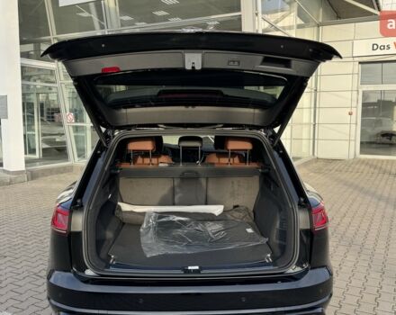 Фольксваген Туарег, объемом двигателя 2.97 л и пробегом 0 тыс. км за 84830 $, фото 23 на Automoto.ua