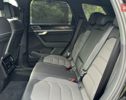 Фольксваген Туарег, объемом двигателя 2.97 л и пробегом 0 тыс. км за 87406 $, фото 3 на Automoto.ua