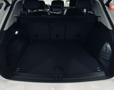 купить новое авто Фольксваген Туарег 2025 года от официального дилера Автодім Атлант на Вацлава Гавела Фольксваген фото