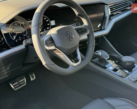 Фольксваген Туарег, об'ємом двигуна 2.97 л та пробігом 0 тис. км за 87860 $, фото 4 на Automoto.ua