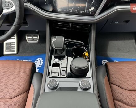 Фольксваген Туарег, объемом двигателя 2.97 л и пробегом 0 тыс. км за 85000 $, фото 14 на Automoto.ua