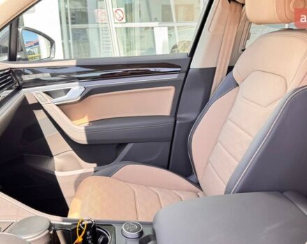 Фольксваген Туарег, объемом двигателя 2.97 л и пробегом 0 тыс. км за 83500 $, фото 18 на Automoto.ua