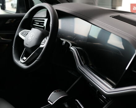 Фольксваген Туарег, об'ємом двигуна 2.97 л та пробігом 0 тис. км за 87400 $, фото 4 на Automoto.ua