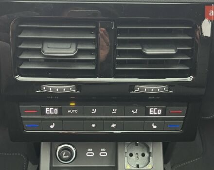 Фольксваген Туарег, объемом двигателя 2.97 л и пробегом 0 тыс. км за 86190 $, фото 20 на Automoto.ua