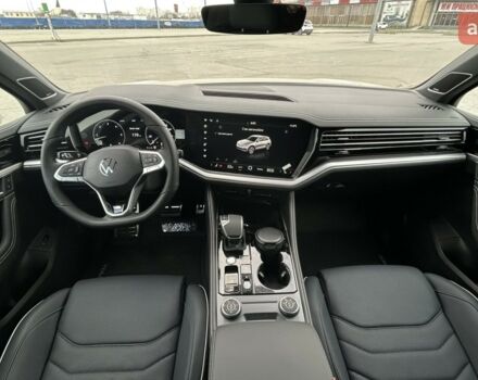 Фольксваген Туарег, объемом двигателя 2.97 л и пробегом 0 тыс. км за 89500 $, фото 13 на Automoto.ua