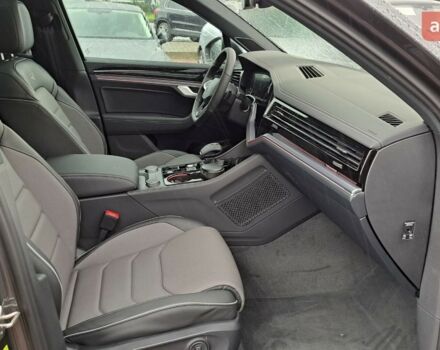 Фольксваген Туарег, об'ємом двигуна 2.97 л та пробігом 0 тис. км за 86189 $, фото 28 на Automoto.ua