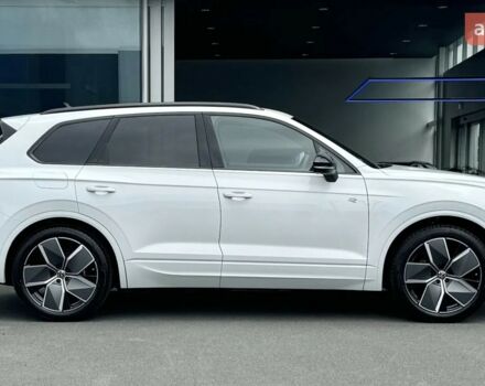 Фольксваген Туарег, объемом двигателя 2.97 л и пробегом 0 тыс. км за 90700 $, фото 7 на Automoto.ua