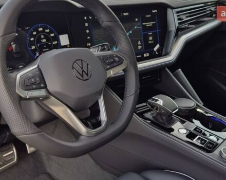 Фольксваген Туарег, об'ємом двигуна 2.97 л та пробігом 0 тис. км за 87310 $, фото 33 на Automoto.ua