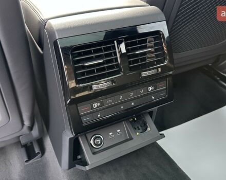 Фольксваген Туарег, об'ємом двигуна 2.97 л та пробігом 0 тис. км за 86189 $, фото 26 на Automoto.ua