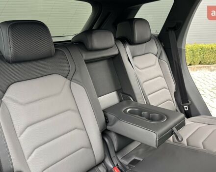 Фольксваген Туарег, объемом двигателя 2.97 л и пробегом 0 тыс. км за 87554 $, фото 28 на Automoto.ua