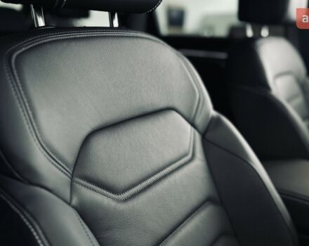 купить новое авто Фольксваген Туарег 2025 года от официального дилера Автодім Атлант на Вацлава Гавела Фольксваген фото