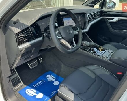 Фольксваген Туарег, об'ємом двигуна 2.97 л та пробігом 0 тис. км за 86100 $, фото 28 на Automoto.ua