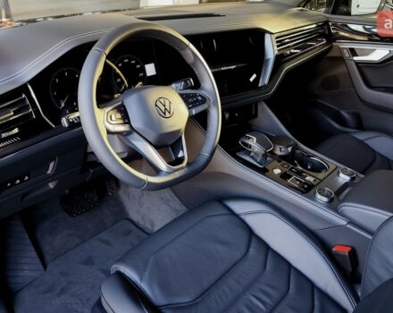 купить новое авто Фольксваген Туарег 2025 года от официального дилера Автомобільний Дім Volkswagen Фольксваген фото