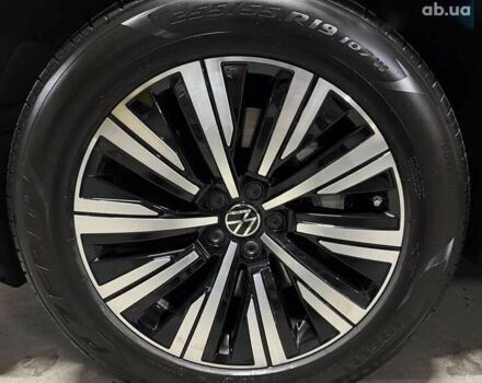 Фольксваген Туарег, об'ємом двигуна 3 л та пробігом 4 тис. км за 69900 $, фото 15 на Automoto.ua