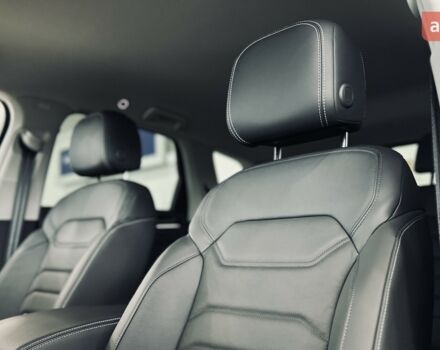 купить новое авто Фольксваген Туарег 2025 года от официального дилера Автодім Атлант на Вацлава Гавела Фольксваген фото