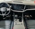 купить новое авто Фольксваген Туарег 2025 года от официального дилера Автодім Атлант на Вацлава Гавела Фольксваген фото