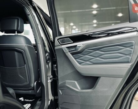 купити нове авто Фольксваген Туарег 2025 року від офіційного дилера Автодім Атлант на Вацлава Гавела Фольксваген фото