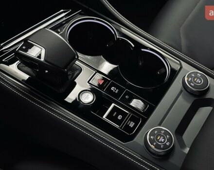 купить новое авто Фольксваген Туарег 2025 года от официального дилера Автодім Атлант на Вацлава Гавела Фольксваген фото