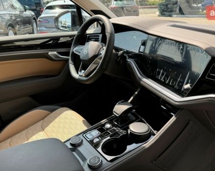 Фольксваген Туарег, объемом двигателя 2.97 л и пробегом 0 тыс. км за 85800 $, фото 16 на Automoto.ua