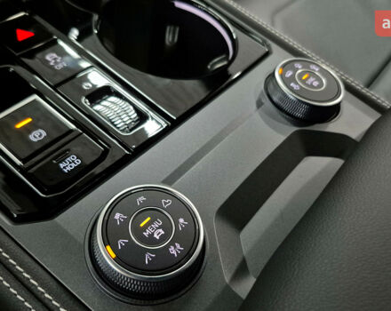 купить новое авто Фольксваген Туарег 2025 года от официального дилера Автодім Атлант на Вацлава Гавела Фольксваген фото