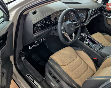 купить новое авто Фольксваген Туарег 2025 года от официального дилера Автодім Атлант на Вацлава Гавела Фольксваген фото